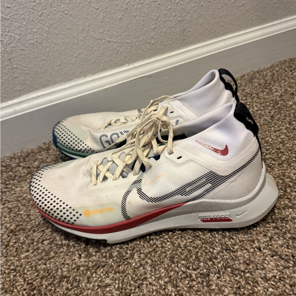 Nike White and Red Athletic Sneakers